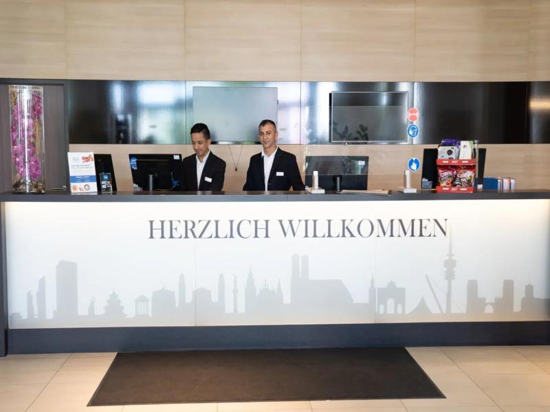 Star G Hotel Premium München Domagkstraße - Lobi