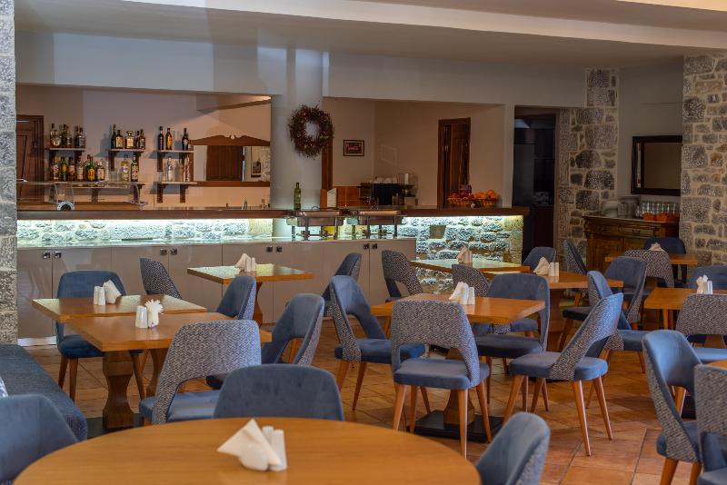 Kastro Maini - Restoran