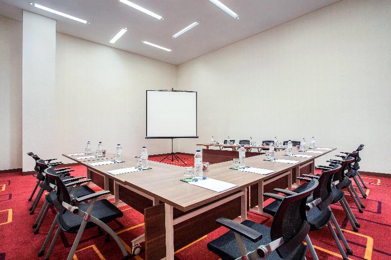 Holiday Inn Express Jakarta Pluit Citygate - Toplantı