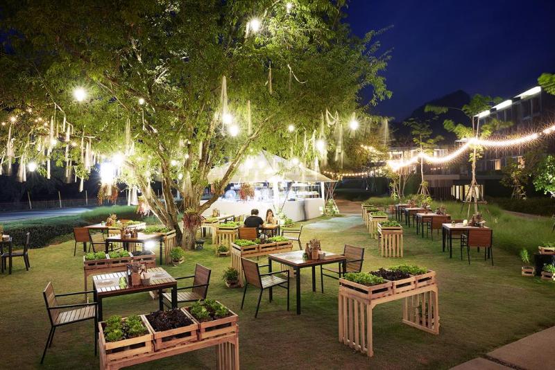 The Peri Hotel Khao Yai - Teras