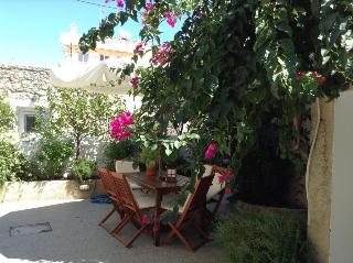 Twin House otel fotoğrafı