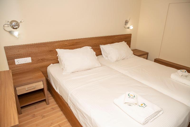 Alia suites & Alia beachfront suites and spa - Oda