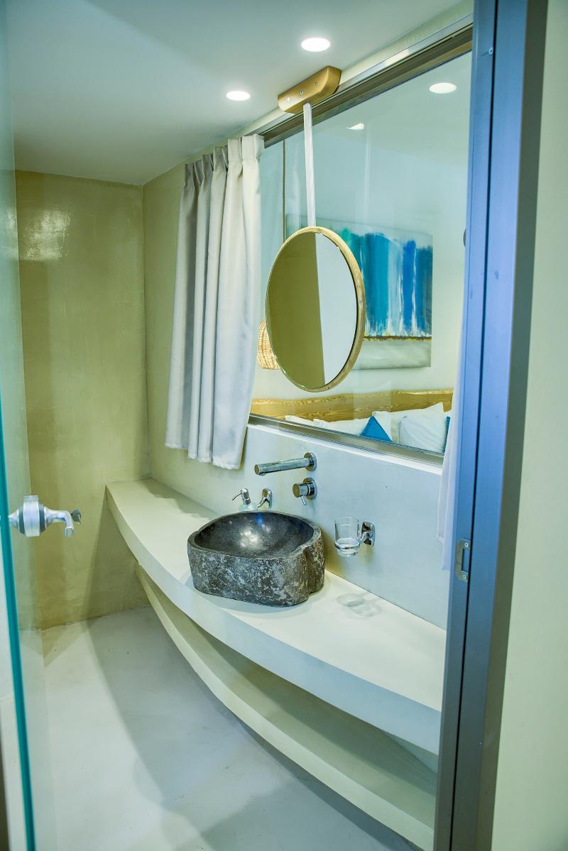 Alia suites & Alia beachfront suites and spa - Oda