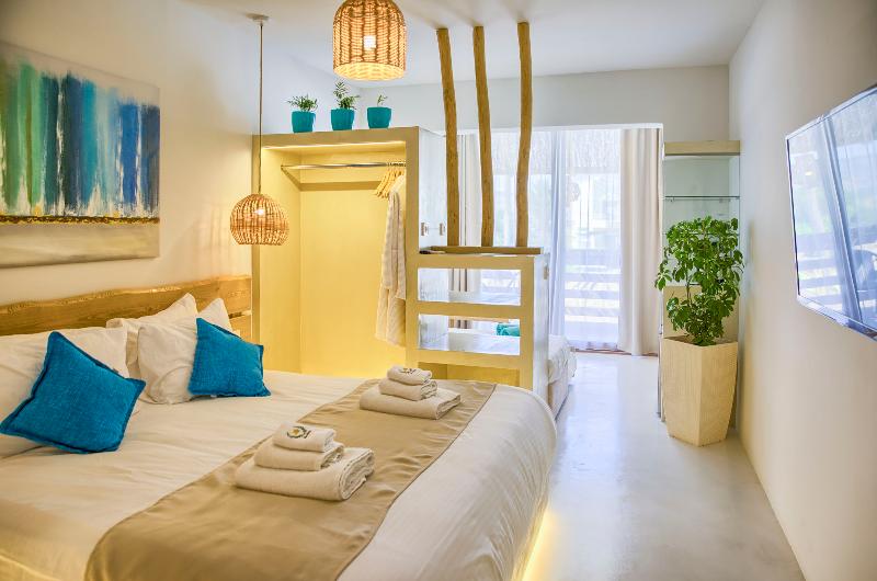 Alia suites & Alia beachfront suites and spa - Oda