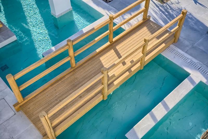 Alia suites & Alia beachfront suites and spa - Oda