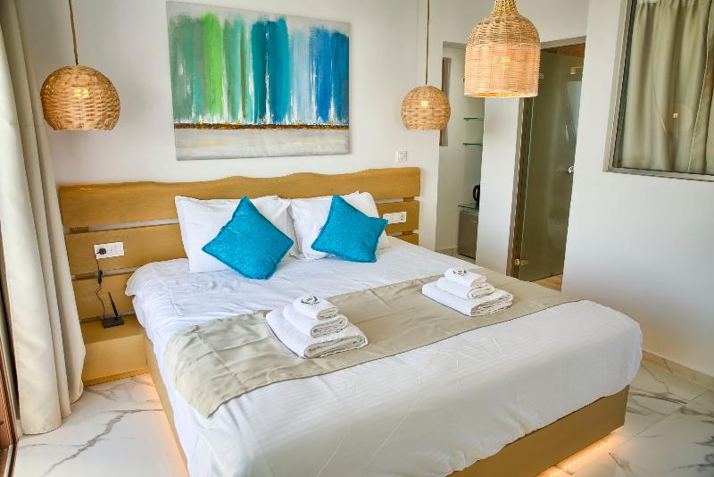 Alia suites & Alia beachfront suites and spa - Oda