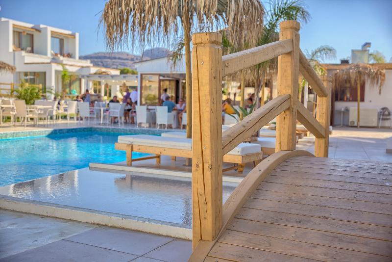 Alia suites & Alia beachfront suites and spa - Oda