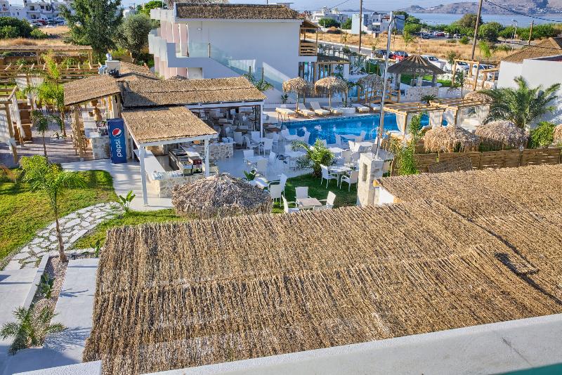 Alia suites & Alia beachfront suites and spa - Oda