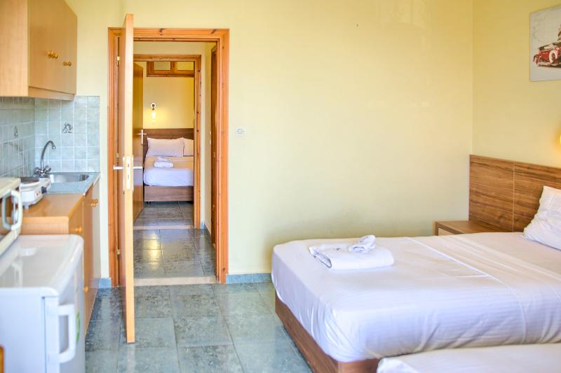Alia suites & Alia beachfront suites and spa - Oda