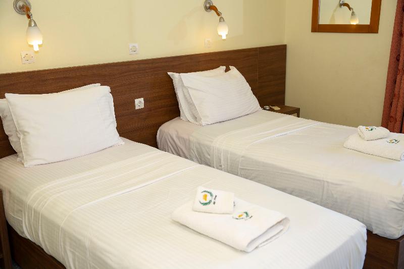 Alia suites & Alia beachfront suites and spa - Oda