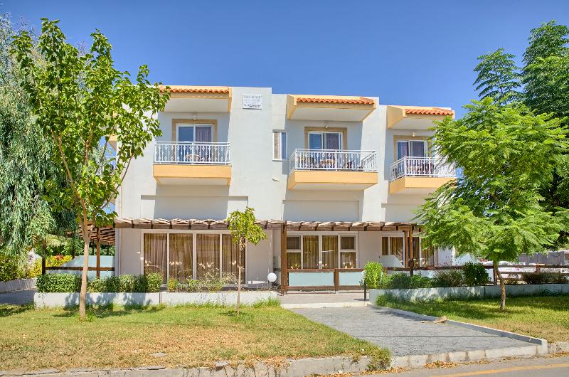 Alia suites & Alia beachfront suites and spa - Oda