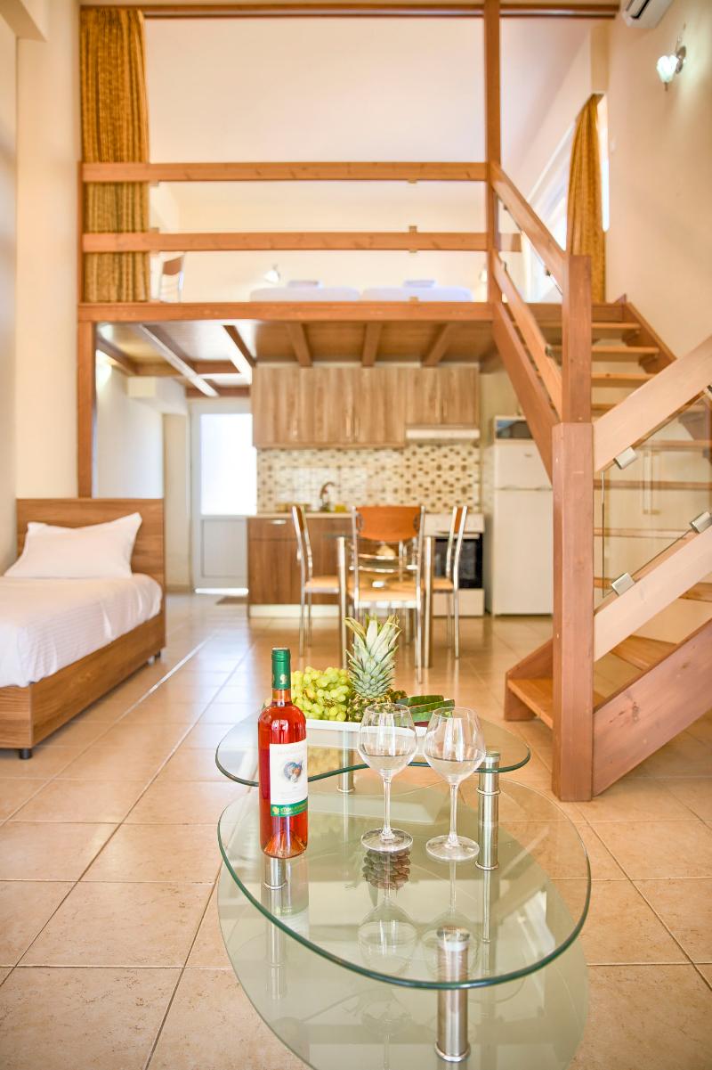Alia suites & Alia beachfront suites and spa - Oda