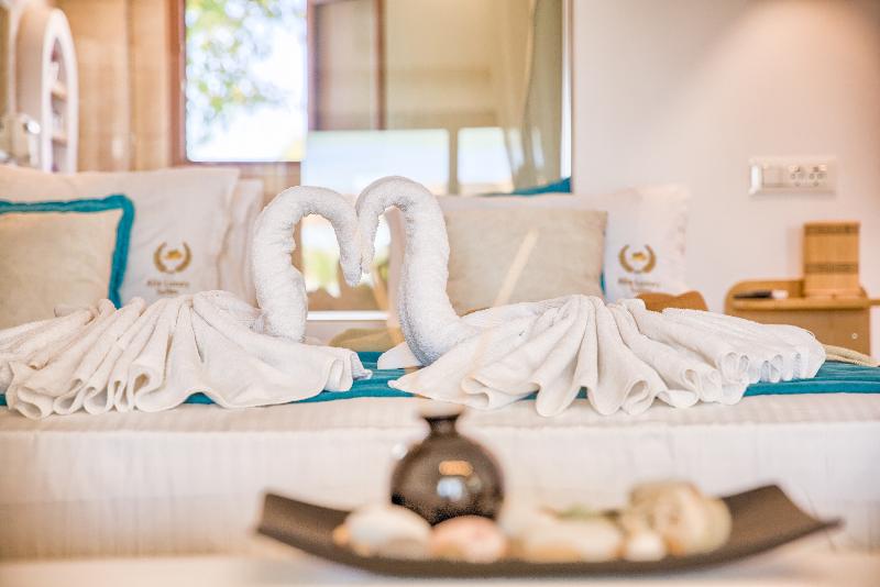 Alia suites & Alia beachfront suites and spa - Oda