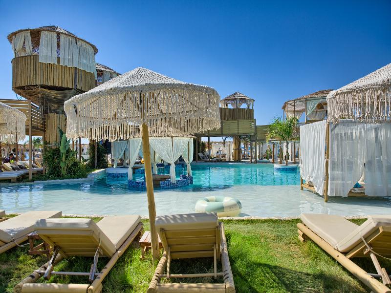 Alia suites & Alia beachfront suites and spa - Oda