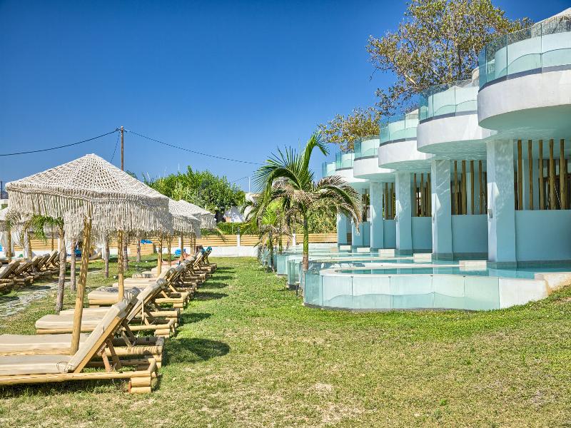 Alia suites & Alia beachfront suites and spa - Oda