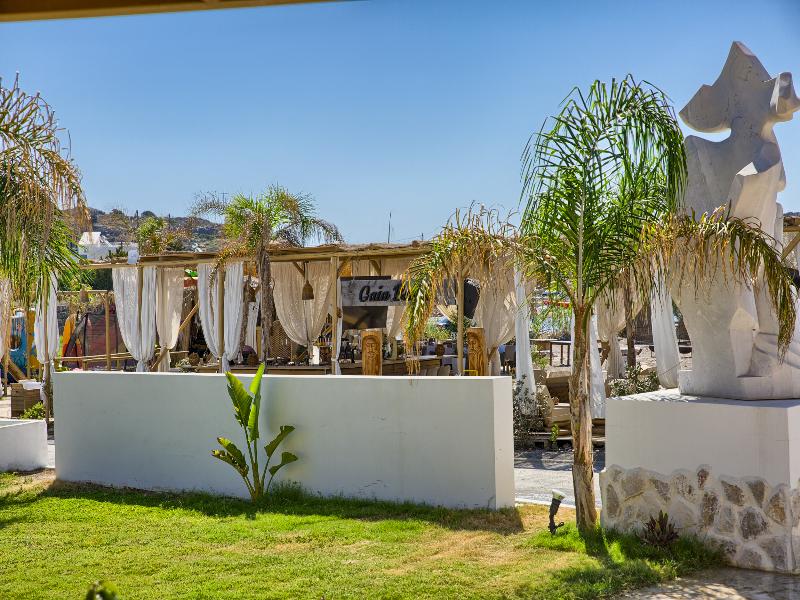 Alia suites & Alia beachfront suites and spa - Oda