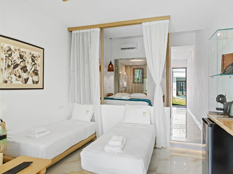 Alia suites & Alia beachfront suites and spa - Oda