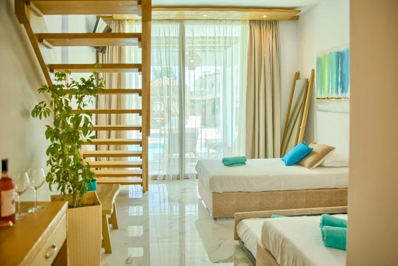 Alia suites & Alia beachfront suites and spa - Oda