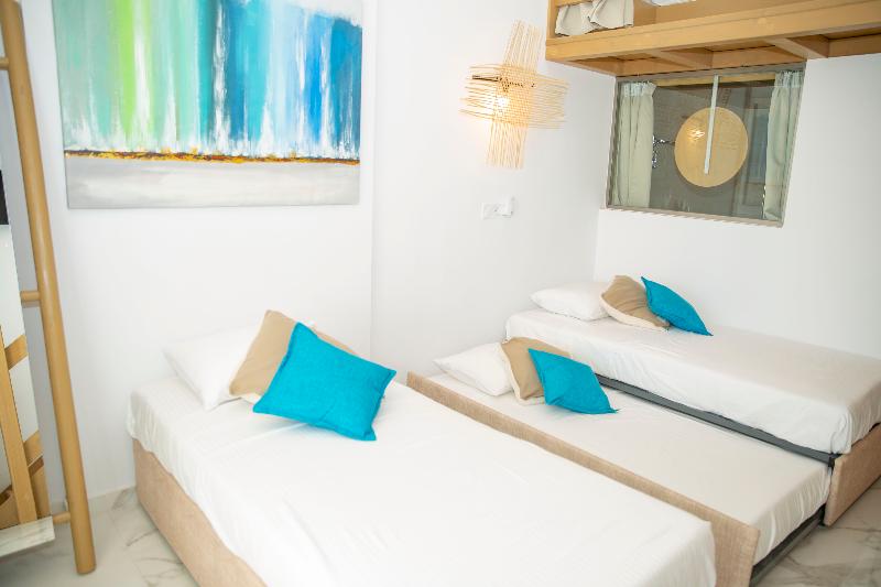 Alia suites & Alia beachfront suites and spa - Oda