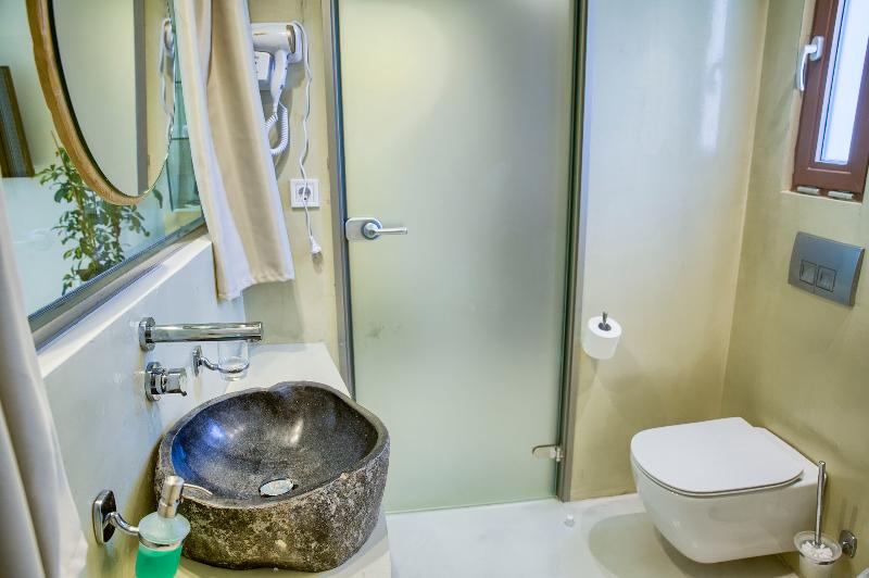 Alia suites & Alia beachfront suites and spa - Oda