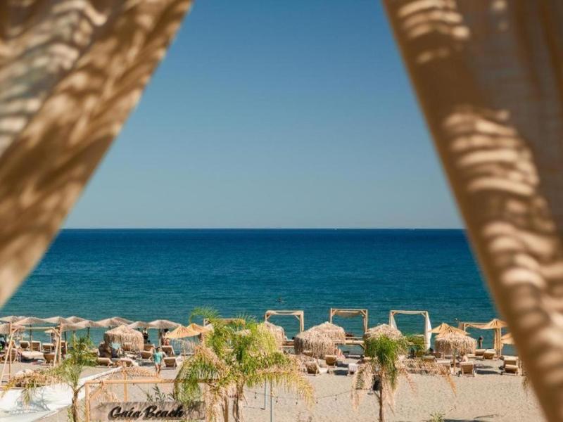 Alia suites & Alia beachfront suites and spa - Havuz