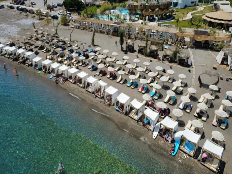 Alia suites & Alia beachfront suites and spa - Havuz