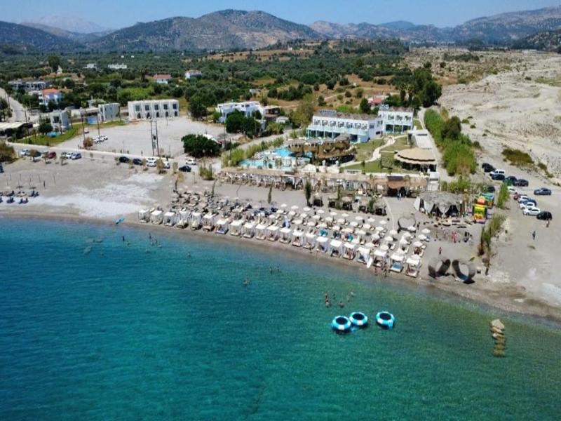 Alia suites & Alia beachfront suites and spa - Havuz