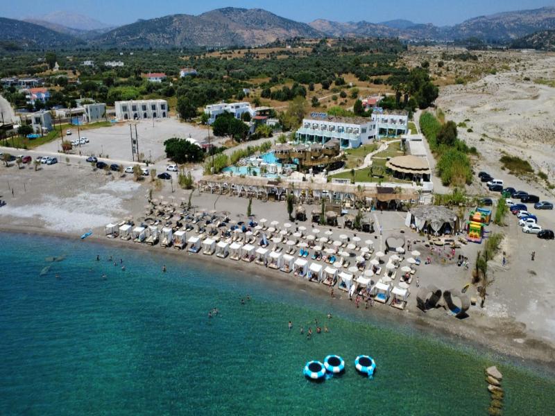 Alia suites & Alia beachfront suites and spa - Havuz