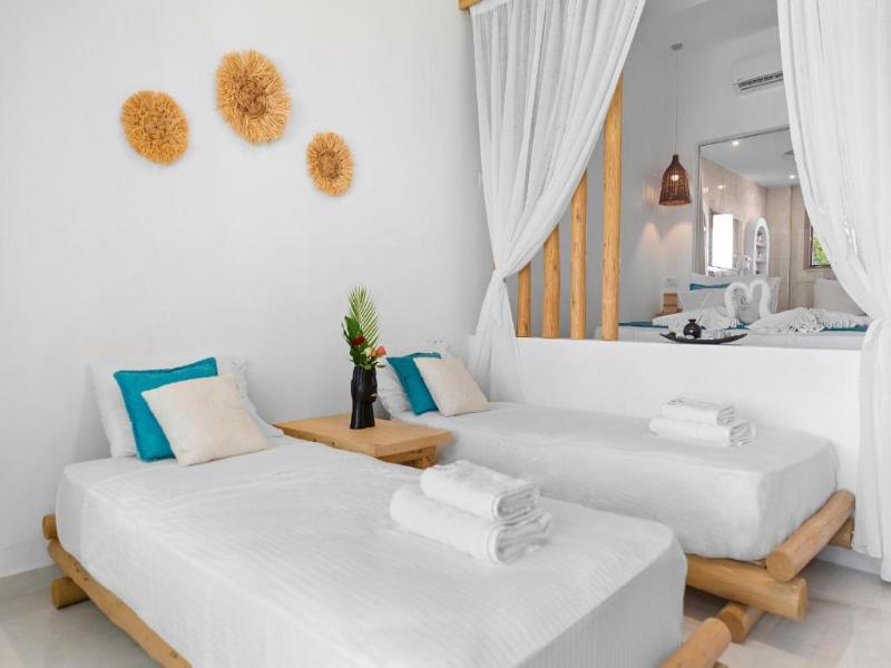 Alia suites & Alia beachfront suites and spa - Plaj