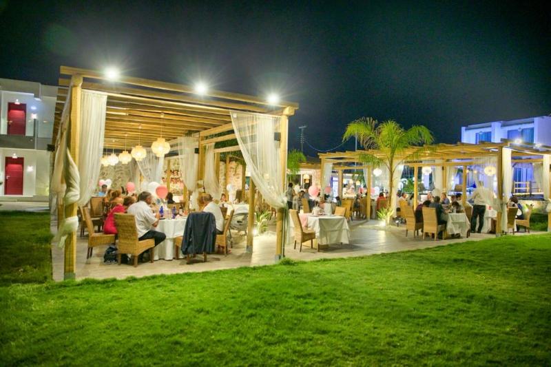 Alia suites & Alia beachfront suites and spa - Restoran
