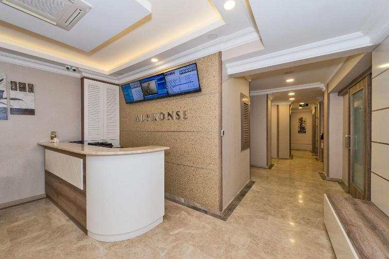 Alphonse Hotel - Lobi