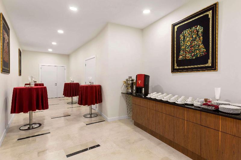 Ramada Encore By Wyndham Istanbul Kartal Hotel - Toplantı
