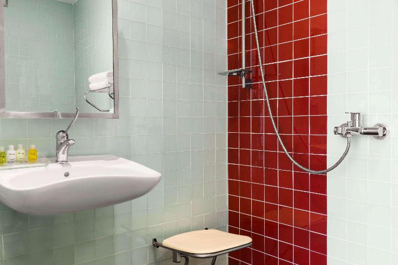 Ramada Encore By Wyndham Istanbul Kartal Hotel - Oda