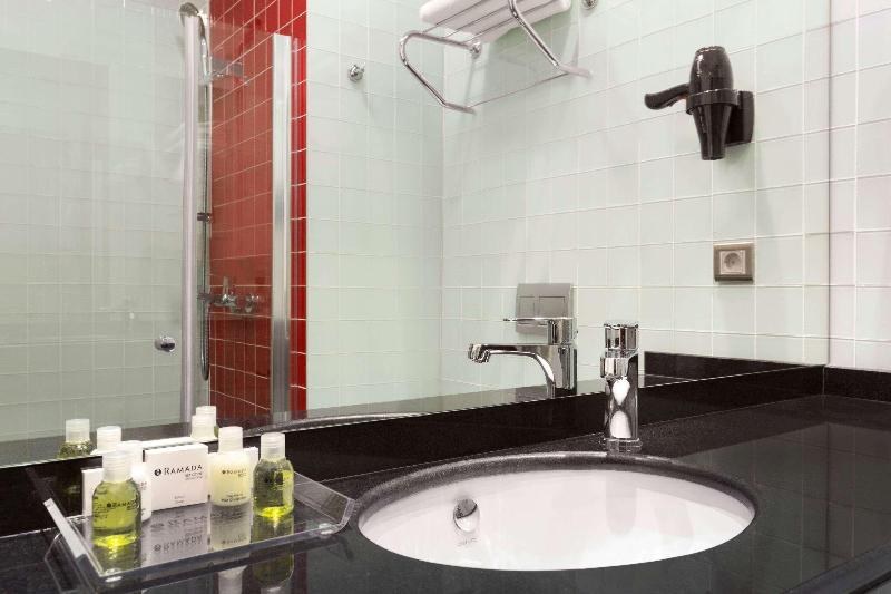 Ramada Encore By Wyndham Istanbul Kartal Hotel - Oda