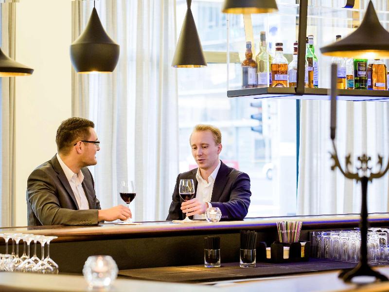 Novotel Nuernberg Centre Ville - Bar