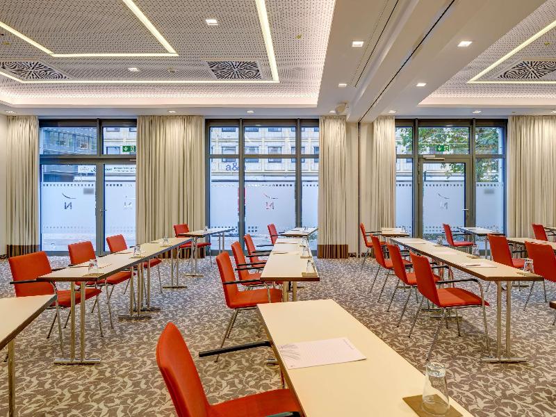 Novotel Nuernberg Centre Ville - Toplantı