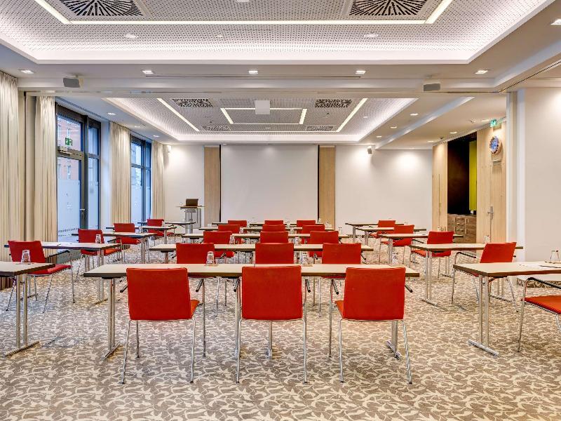 Novotel Nuernberg Centre Ville - Toplantı