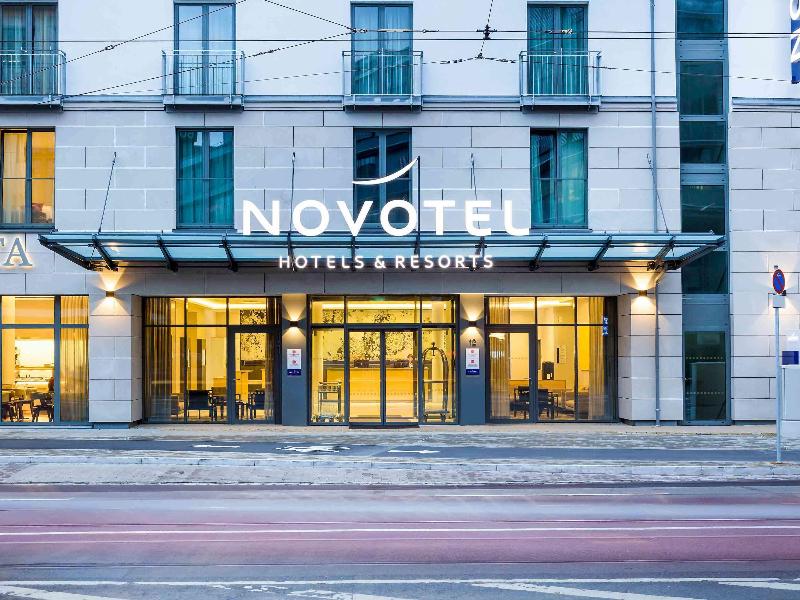 Novotel Nuernberg Centre Ville - Genel