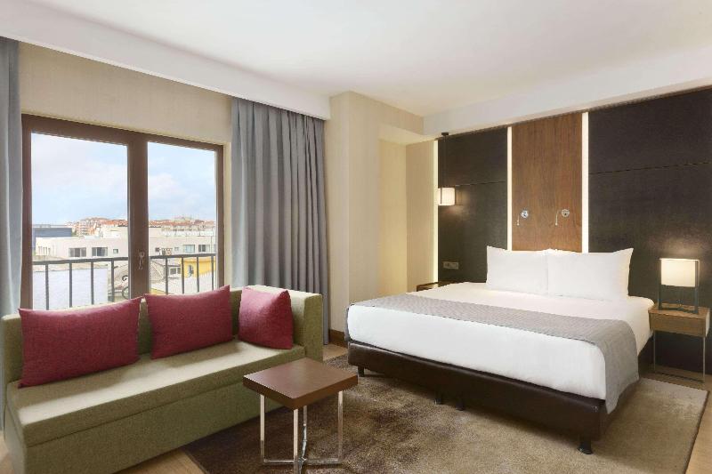 Ramada by Wyndham Istanbul Florya - Oda