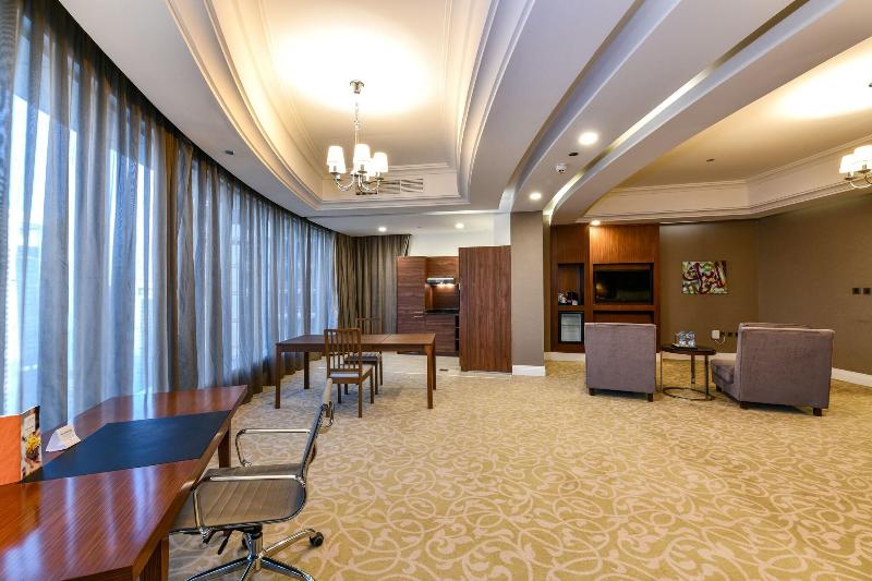 Best Plaza West Bay Hotel - Oda