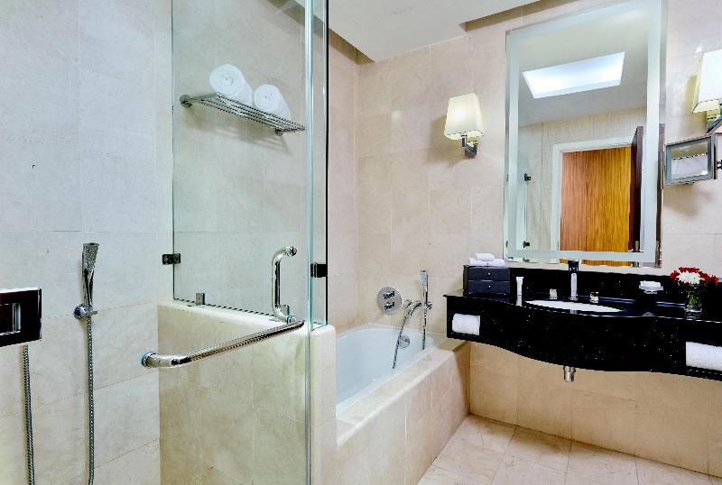 Best Plaza West Bay Hotel - Oda