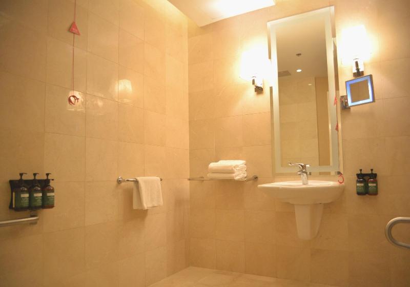 Best Plaza West Bay Hotel - Oda