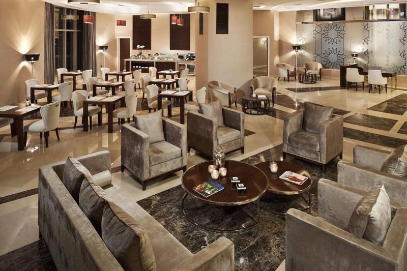 Best Plaza West Bay Hotel - Restoran