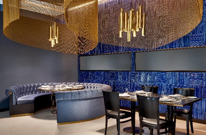 Best Plaza West Bay Hotel - Restoran