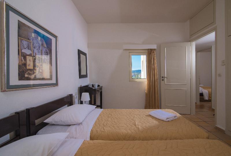 Ourania Apartments - Oda