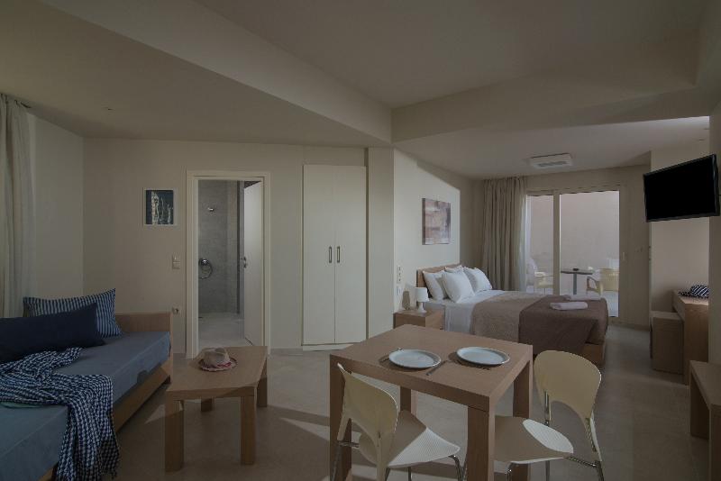 Ourania Apartments - Oda