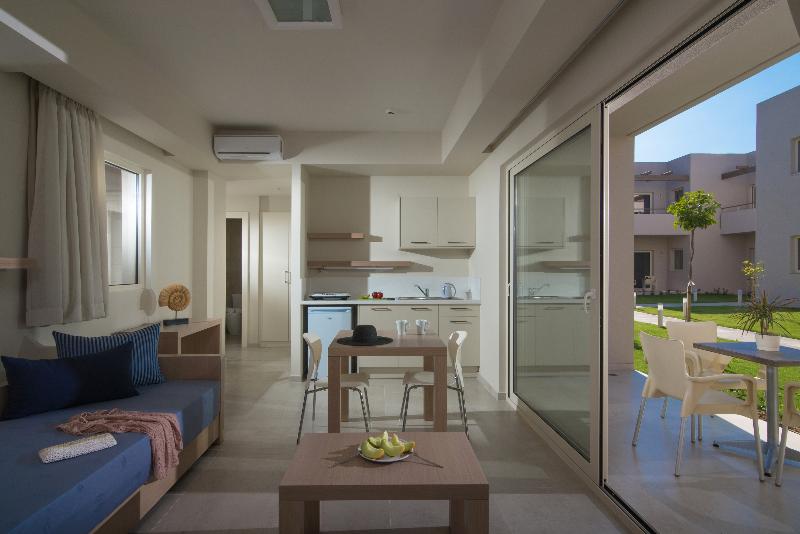 Ourania Apartments - Oda