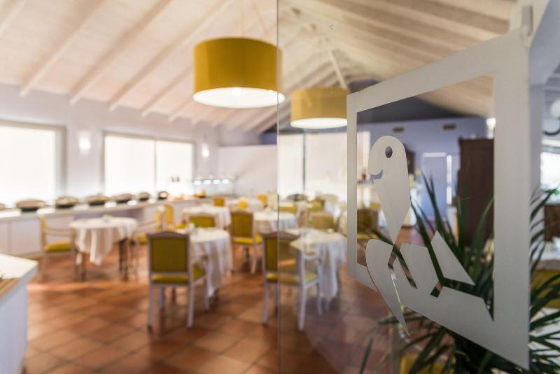 Keri Village & Spa by Zante Plaza - Restoran