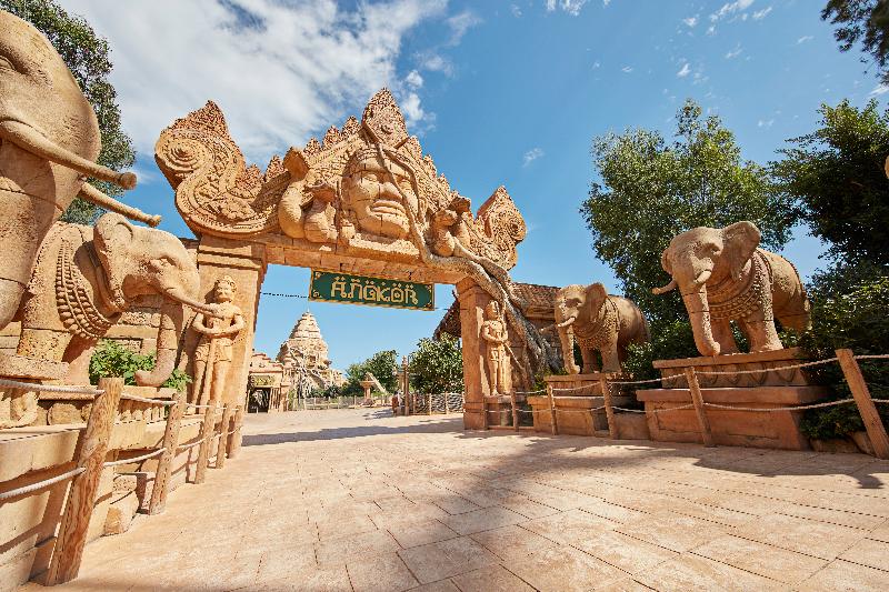 Portaventura Mansión de Lucy + Ticket Included - Aktivite