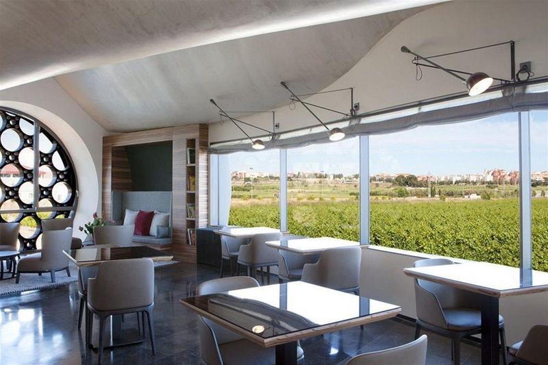 Cava & Hotel Mastinell - Bar